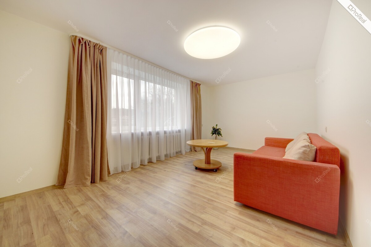 Nuomojamas butas Peteliškių g., Užupis, Vilniaus m., Vilniaus m. sav., 49 m2 ploto, 2 kambariai 3