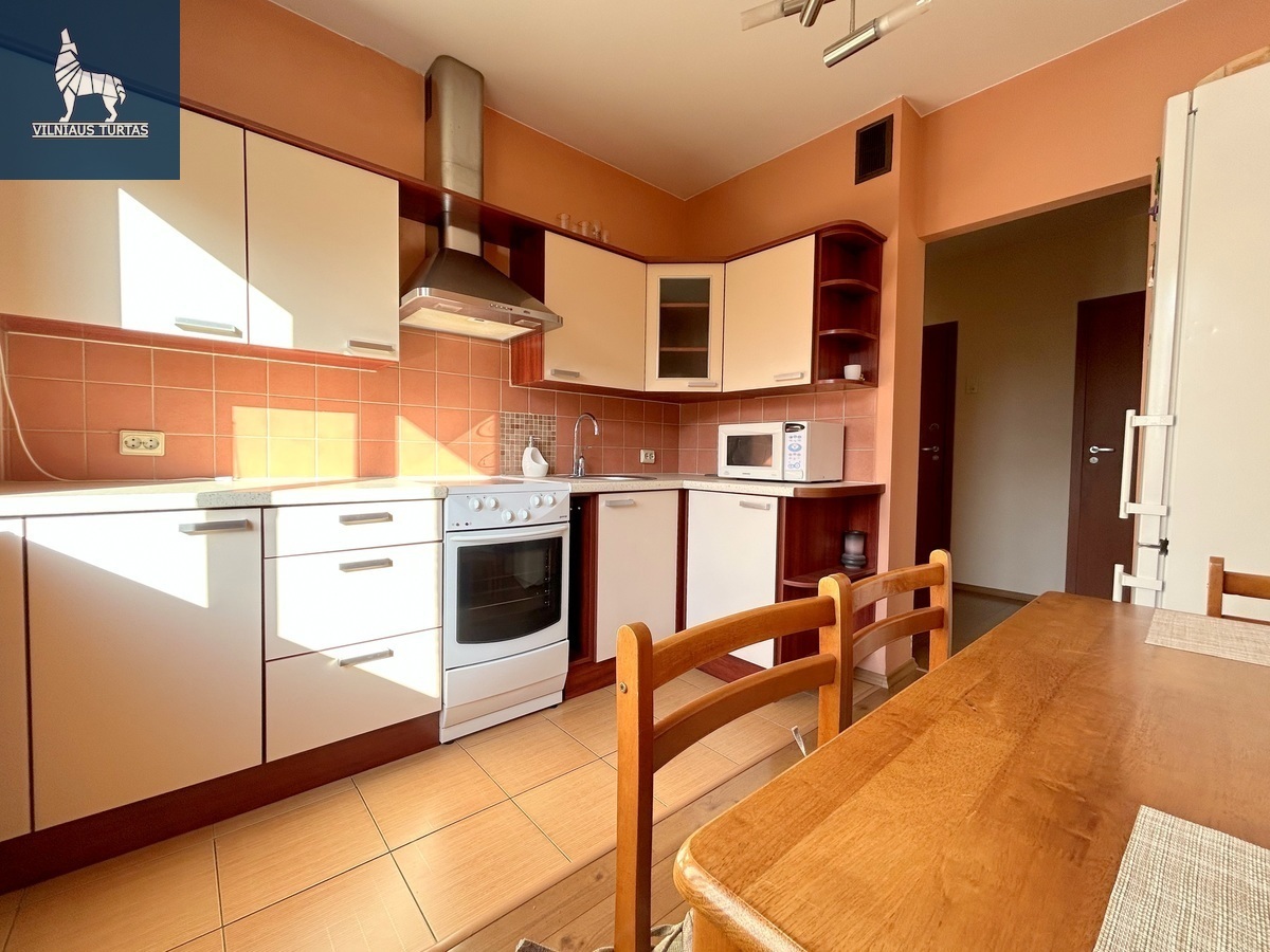 Nuomojamas butas Šeškinės g., Šeškinė, Vilniaus m., Vilniaus m. sav., 50 m2 ploto, 2 kambariai 9