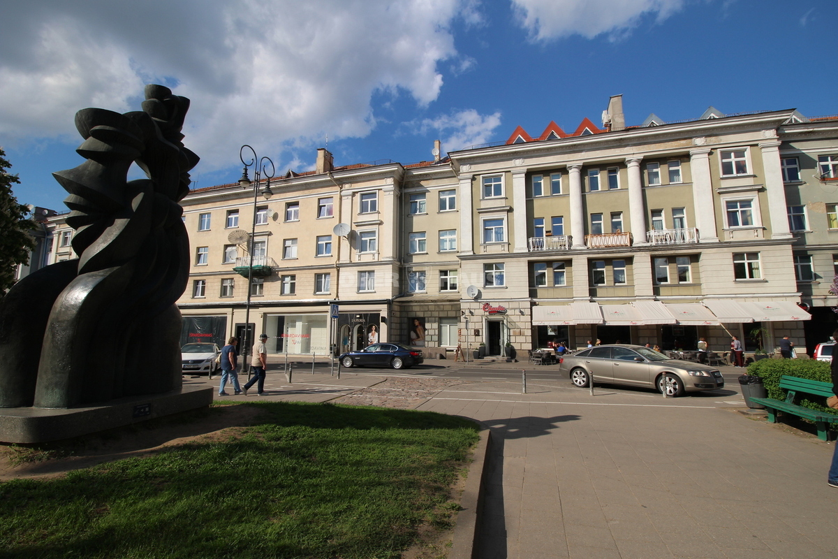 Nuomojamas butas Vokiečių g., Senamiestis, Vilniaus m., Vilniaus m. sav., 57 m2 ploto, 2 kambariai 12
