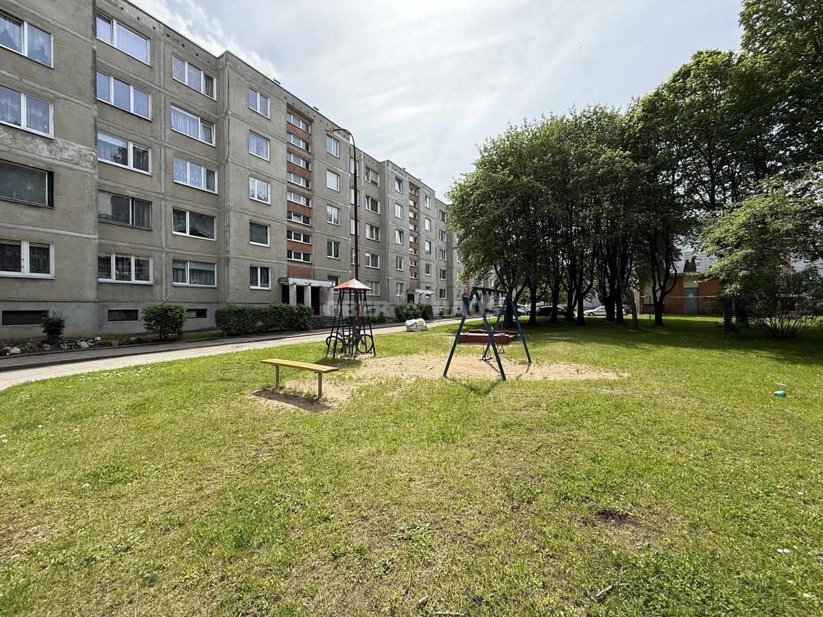 Parduodamas butas Krymo g., Lieporiai, Šiaulių m., Šiaulių m. sav., 64 m2 ploto, 3 kambariai 25