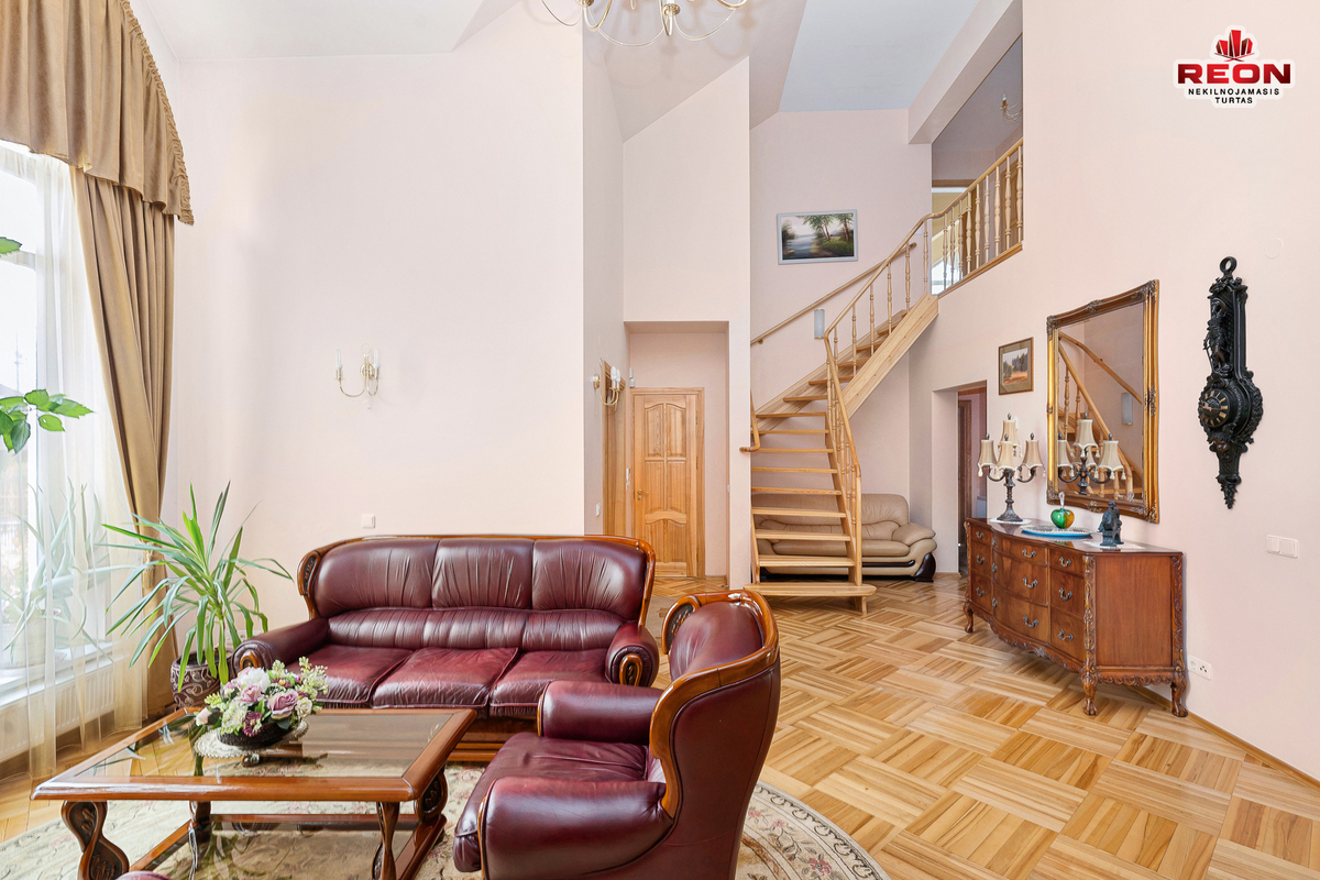 Parduodamas namas Vėgėlių g., Bukčiai, Vilniaus m., Vilniaus m. sav., 218 m2 ploto, 2 aukštai 4