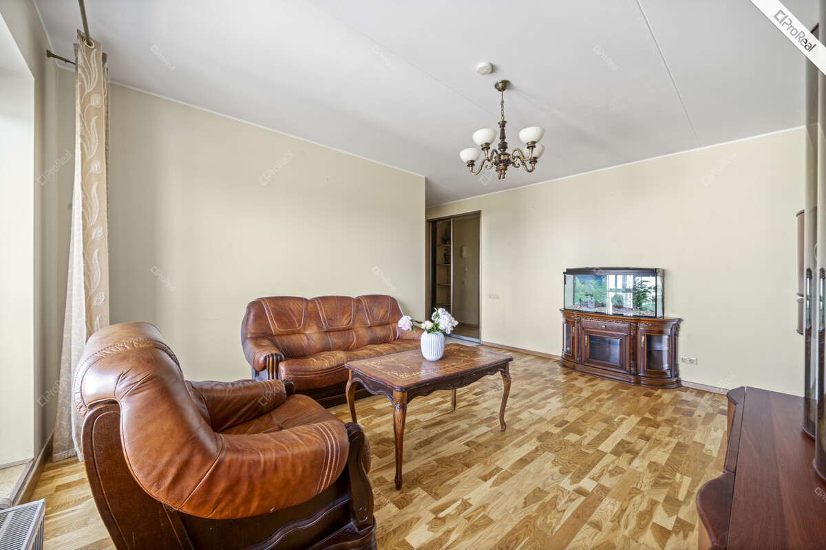Parduodamas butas Jono Kairiūkščio g., Vilniaus m., Vilniaus m. sav., 85 m2 ploto, 3 kambariai 3