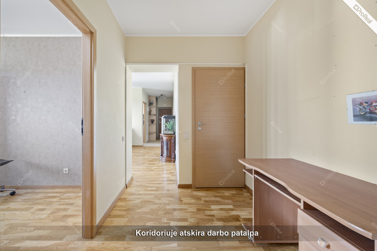 Parduodamas butas Jono Kairiūkščio g., Vilniaus m., Vilniaus m. sav., 85 m2 ploto, 3 kambariai 12
