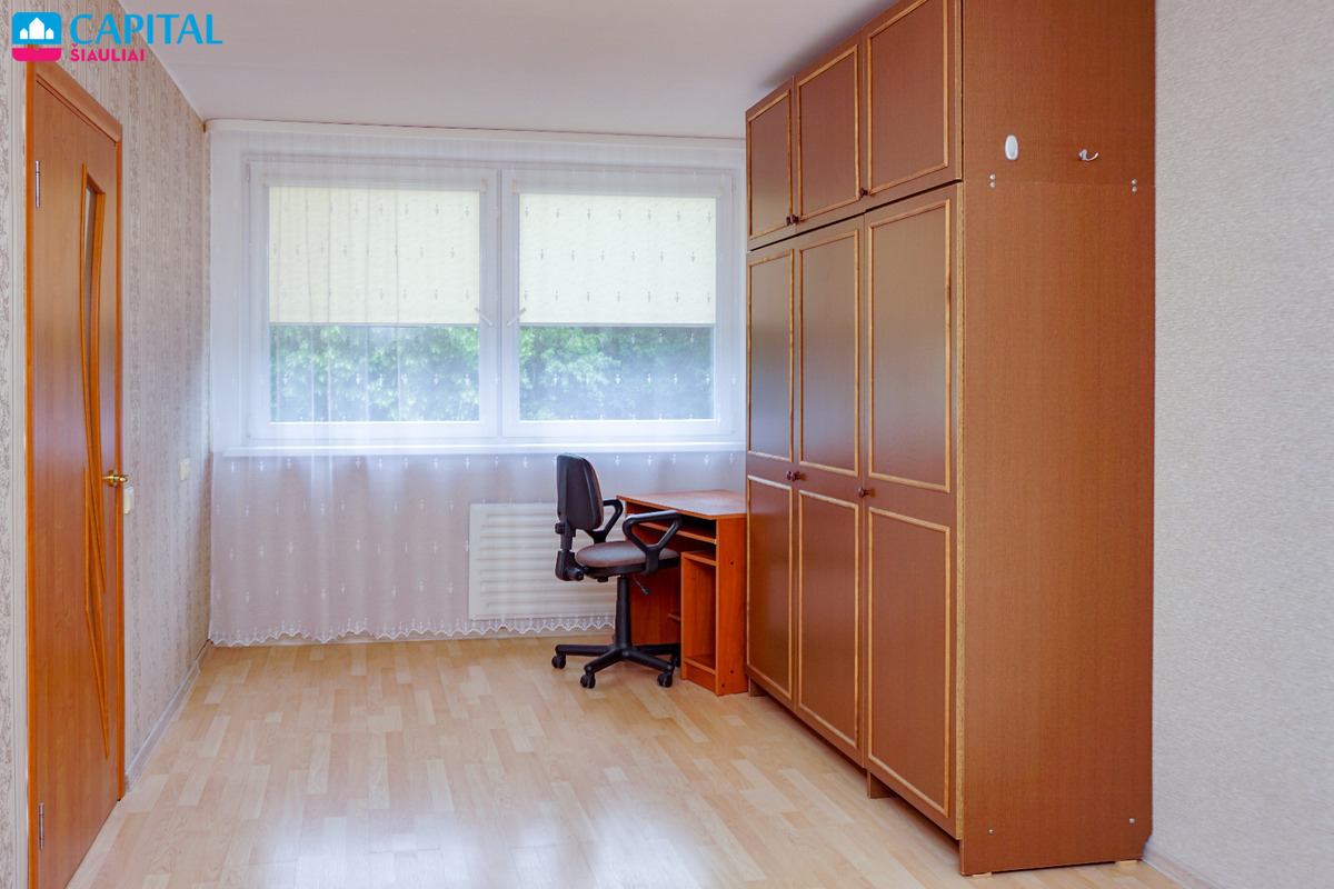 Nuomojamas butas Gardino g., Dainiai, Šiaulių m., Šiaulių m. sav., 42.77 m2 ploto, 2 kambariai 3