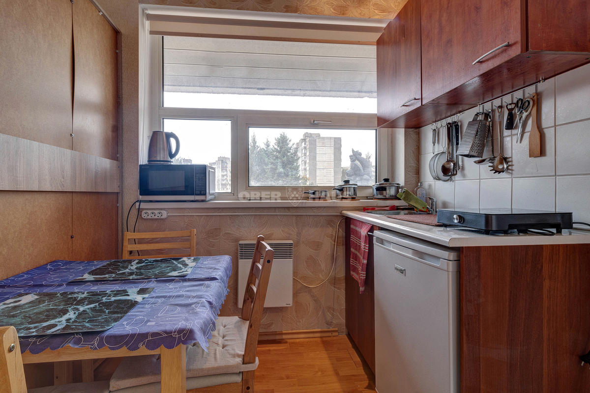 Nuomojamas butas Viršuliškių g., Viršuliškės, Vilniaus m., Vilniaus m. sav., 28 m2 ploto, 1 kambariai 8