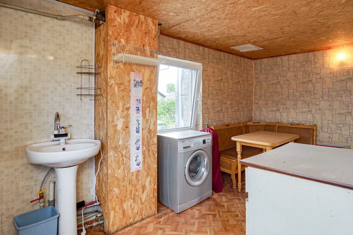 Parduodamas namas V. Svirskio g., Panevėžio m., Panevėžio m. sav., 70 m2 ploto, 1 aukštai 23