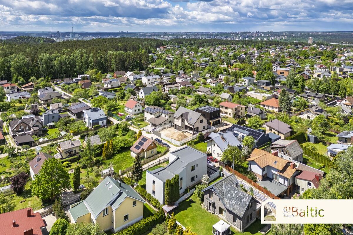 Parduodamas namas Viršupio Sodų 1-oji g., Vilniaus m., Vilniaus m. sav., 149.26 m2 ploto, 2 aukštai 10