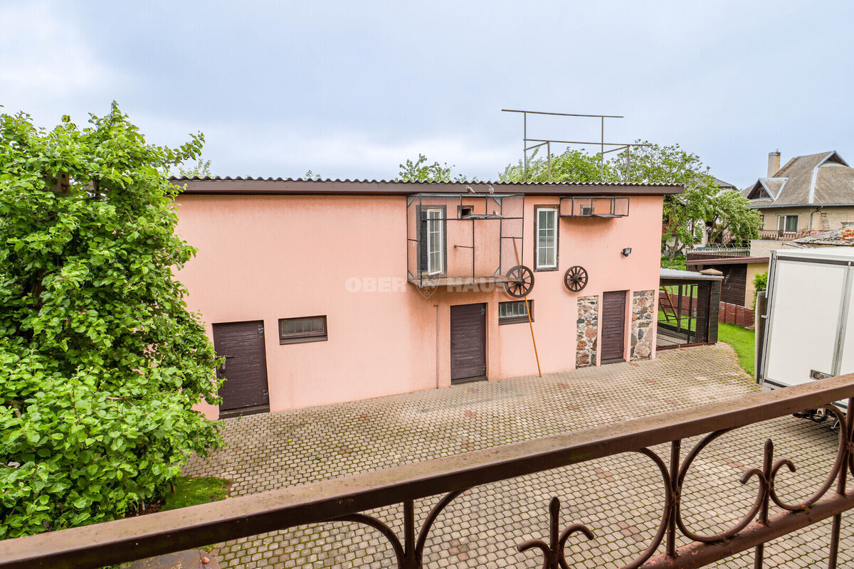 Parduodamas namas Baranausko g. , Garliavos m., Kauno r. sav., 240 m2 ploto, 1 aukštai 16