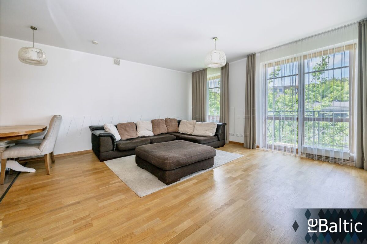 Nuomojamas butas Šv. Stepono g., Vilniaus m., Vilniaus m. sav., 72 m2 ploto, 3 kambariai 2