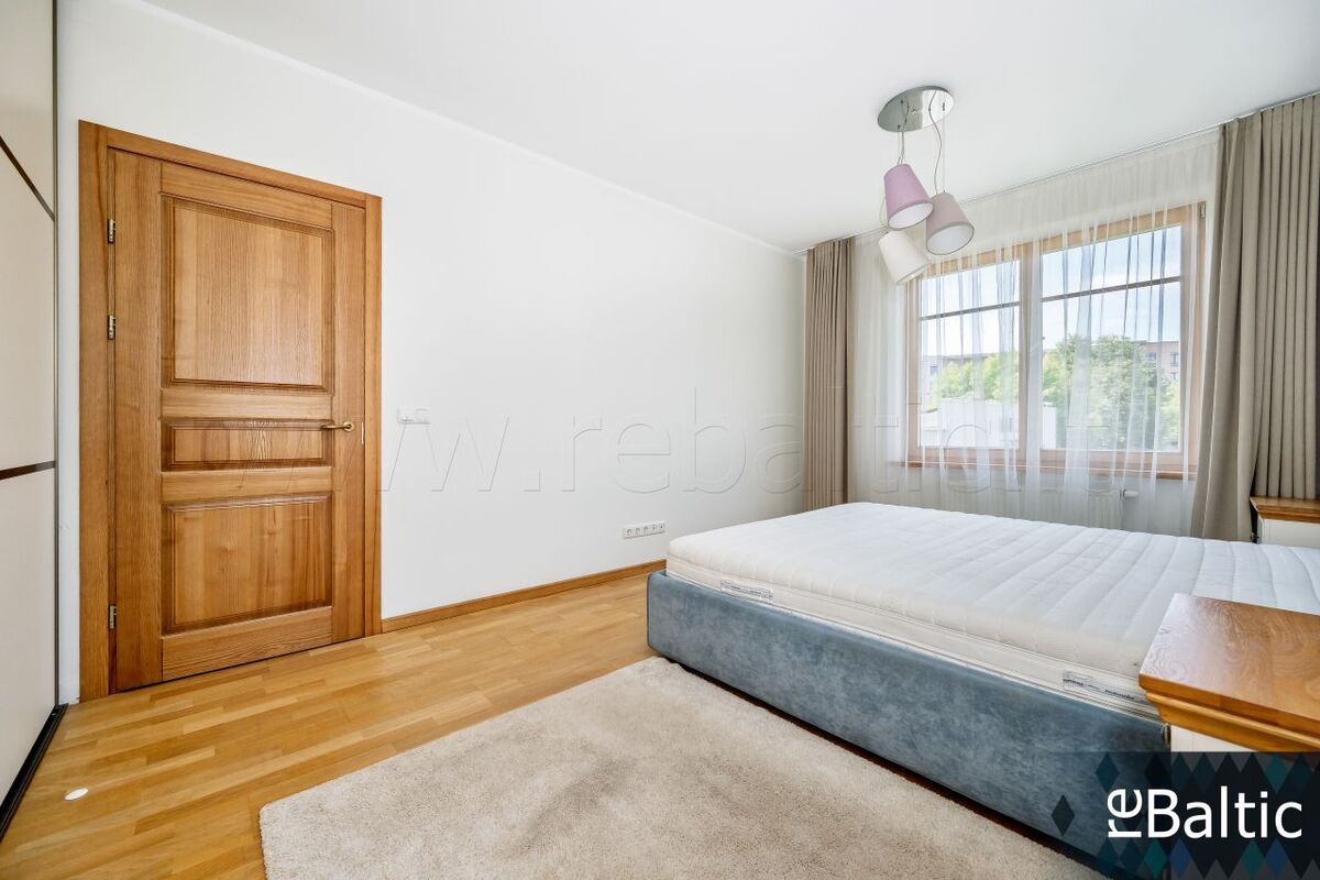 Nuomojamas butas Šv. Stepono g., Vilniaus m., Vilniaus m. sav., 72 m2 ploto, 3 kambariai 10