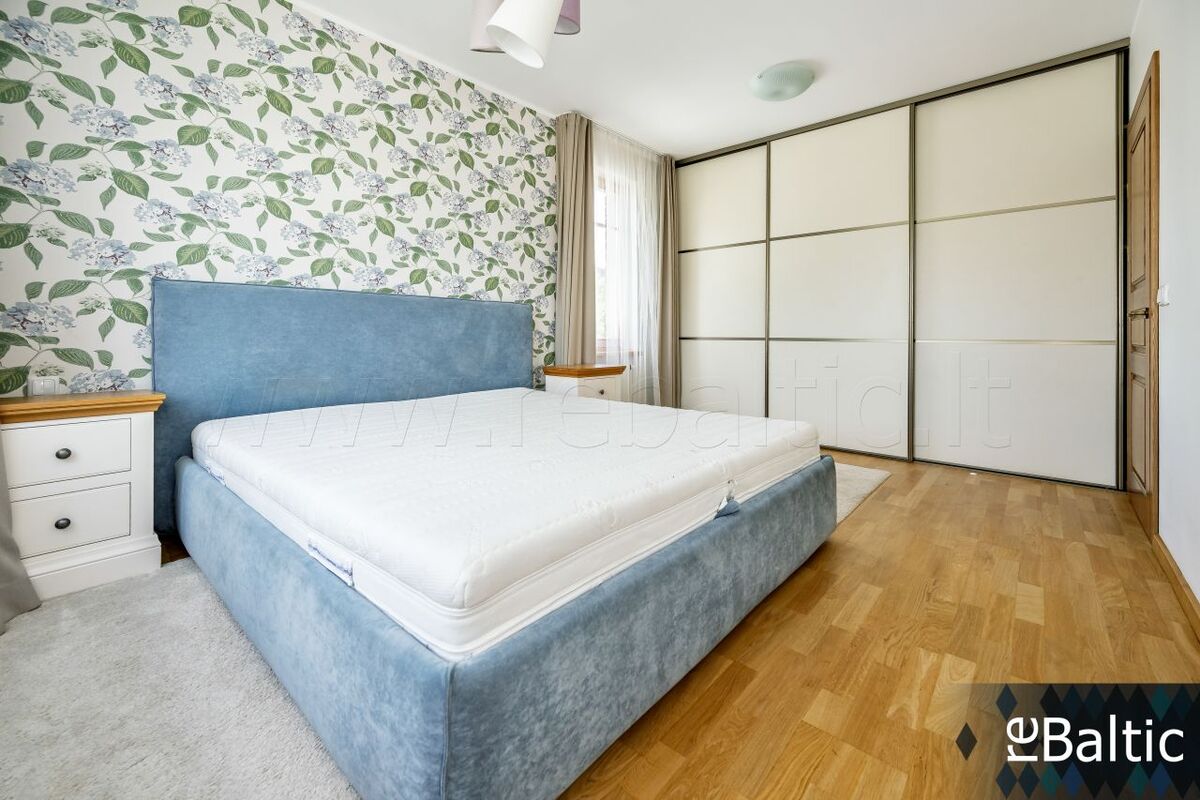 Nuomojamas butas Šv. Stepono g., Vilniaus m., Vilniaus m. sav., 72 m2 ploto, 3 kambariai 11
