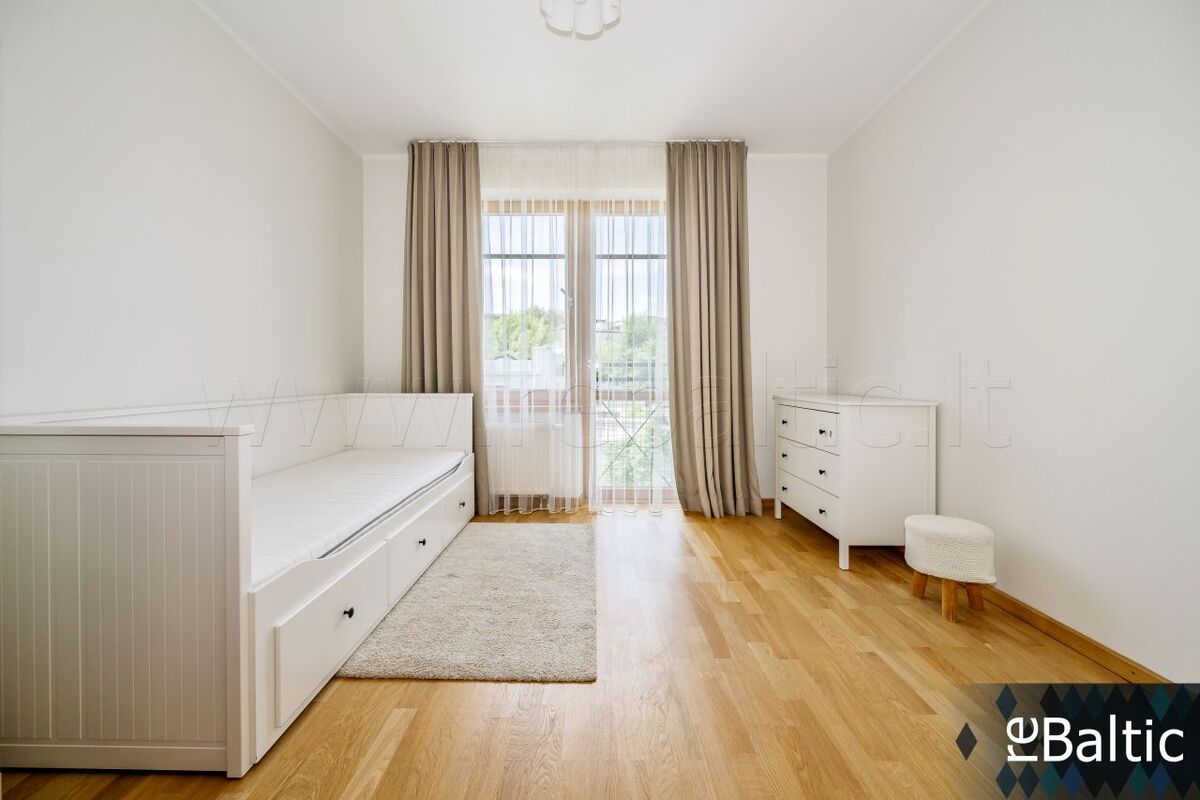 Nuomojamas butas Šv. Stepono g., Vilniaus m., Vilniaus m. sav., 72 m2 ploto, 3 kambariai 13