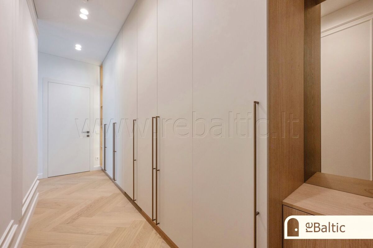 Nuomojamas butas Algirdo g., Vilniaus m., Vilniaus m. sav., 50 m2 ploto, 2 kambariai 23